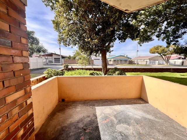 To Let 2 Bedroom Property for Rent in Richmond Estate Western Cape